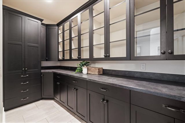 1200 Bluegrass Dr W, Billings, MT 59106