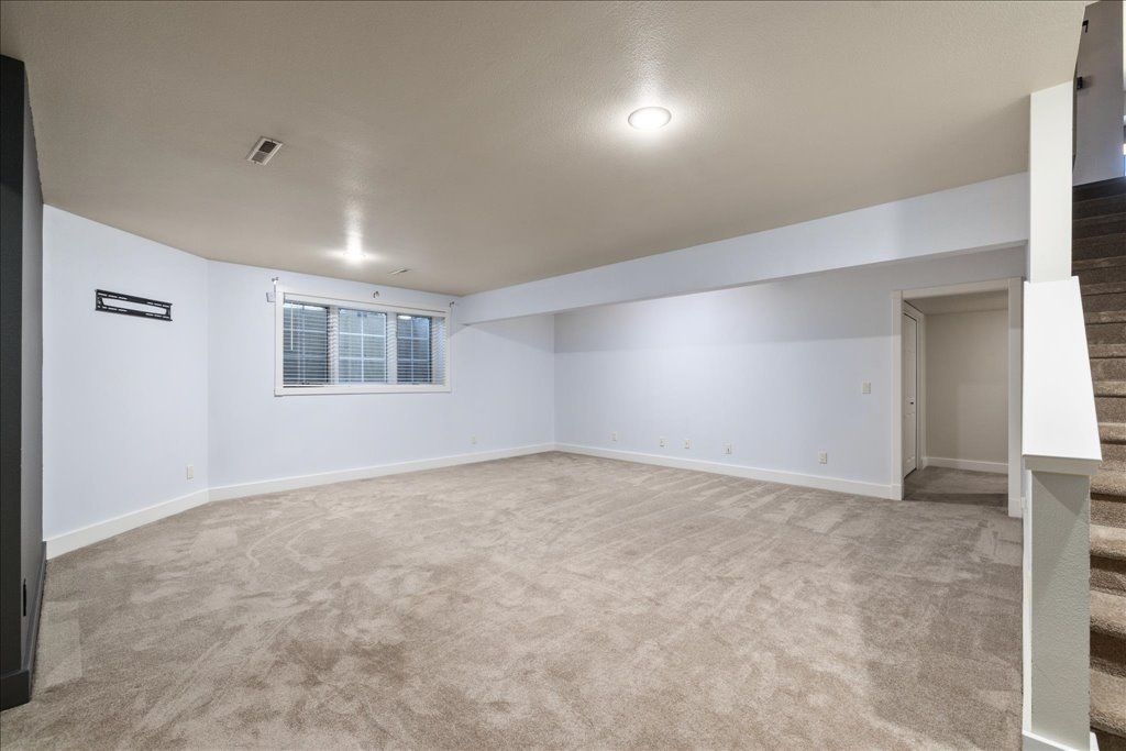 1200 Bluegrass Dr W, Billings, MT 59106 photo 29