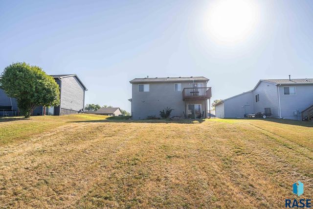 105 S Foss Ave Avenue, Sioux Falls, SD 57110
