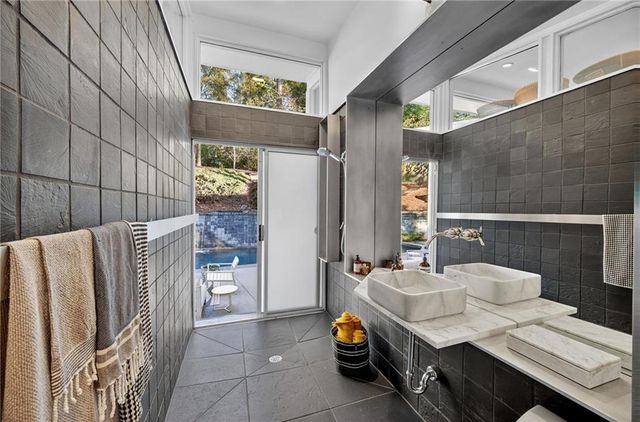 1196 Converse NE Drive, Atlanta, GA 30324