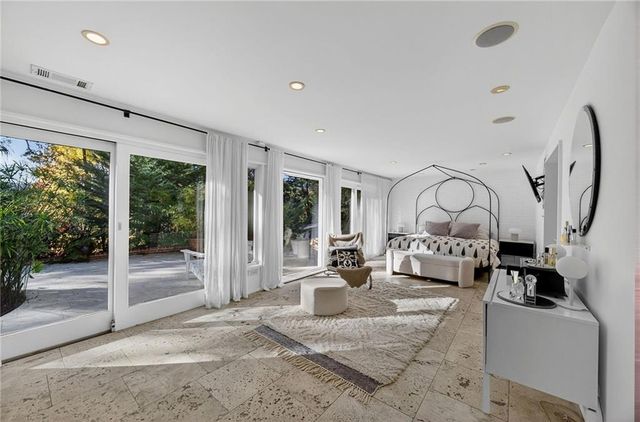 1196 Converse NE Drive, Atlanta, GA 30324