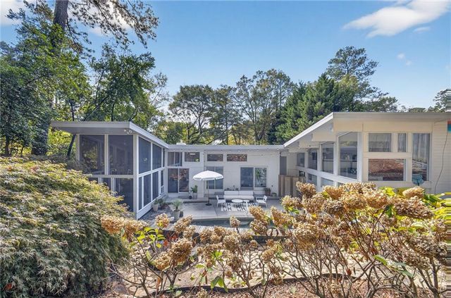 1196 Converse NE Drive, Atlanta, GA 30324