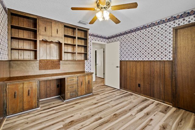 15 Rosewood Circle, Little Rock, AR 72205