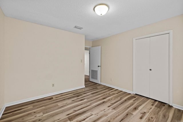 15 Rosewood Circle, Little Rock, AR 72205