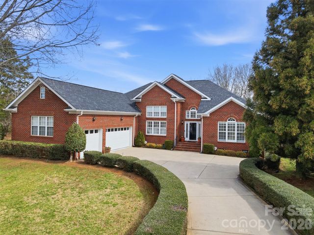 9211 Holly Hill Farm Road, Charlotte, NC 28277