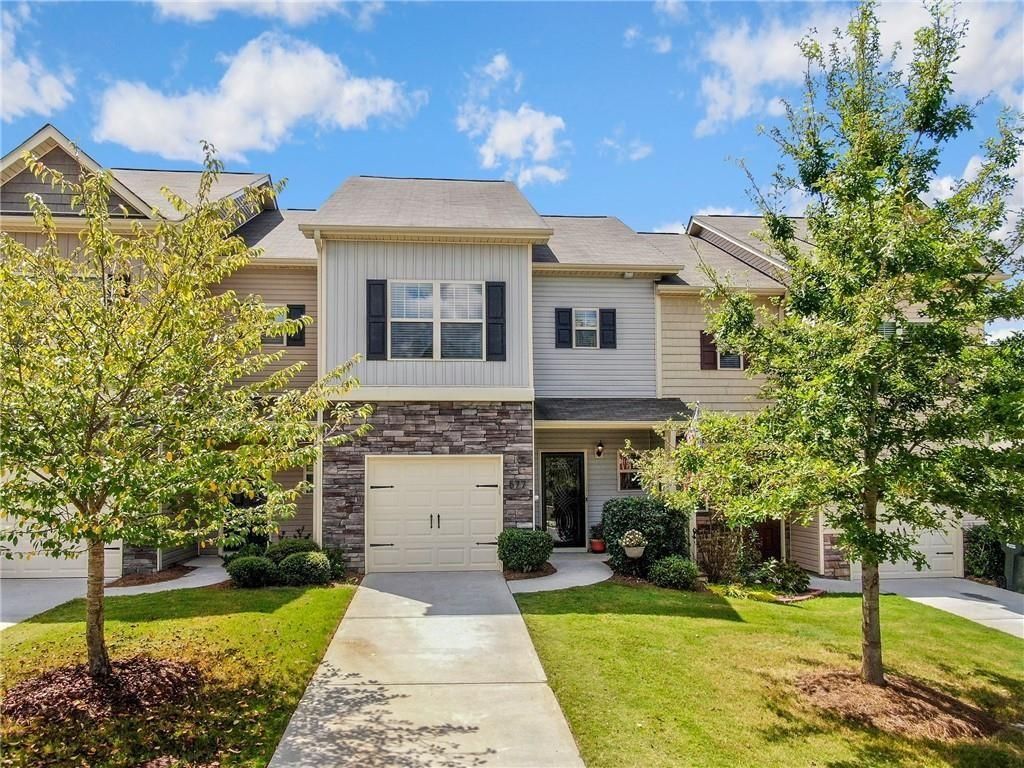 577 Oakside Place, Acworth, GA 30102