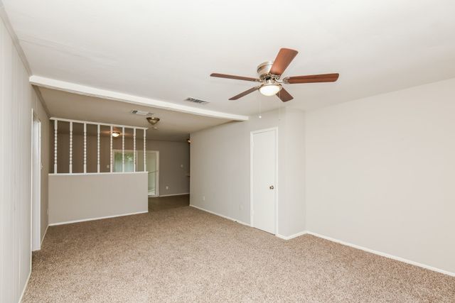 918 Kerry Street, Benbrook, TX 76126