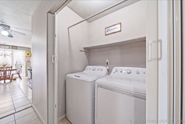 17787 S Santa Fe Street, Mounds, OK 74047