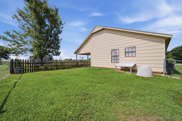 17787 S Santa Fe Street, Mounds, OK 74047
