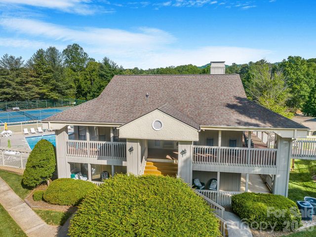 1801 Abbey Circle, Asheville, NC 28805