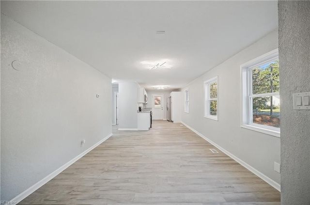 620 72nd ST, Newport News, VA 23605