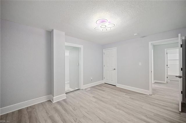 620 72nd ST, Newport News, VA 23605