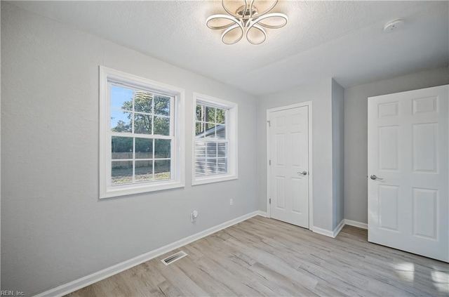 620 72nd ST, Newport News, VA 23605