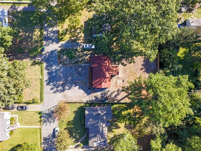 620 72nd ST, Newport News, VA 23605