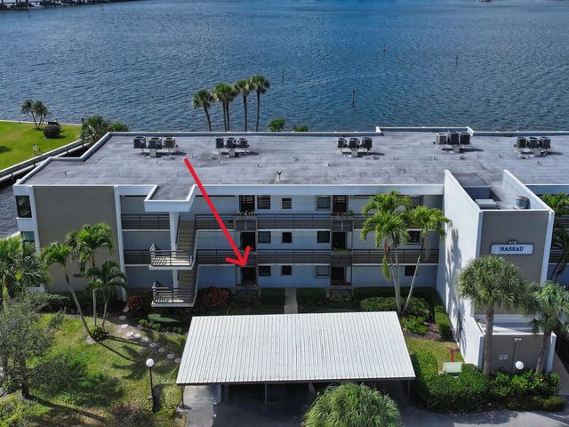 1950 SW Palm City Road 13-102, Stuart, FL 34994
