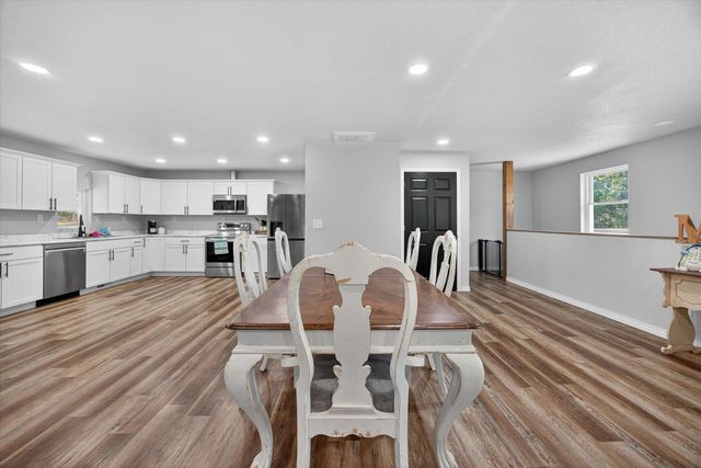 48 Flint Ridge Road, Elkland, MO 65644