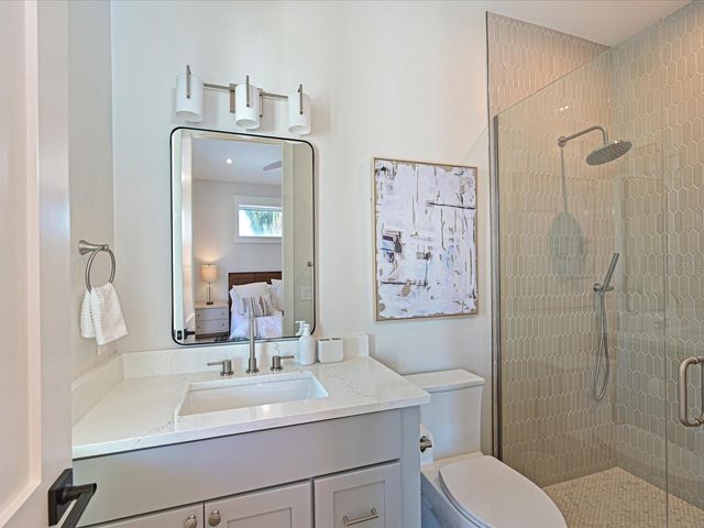 303 55TH STREET, Holmes Beach, FL 34217