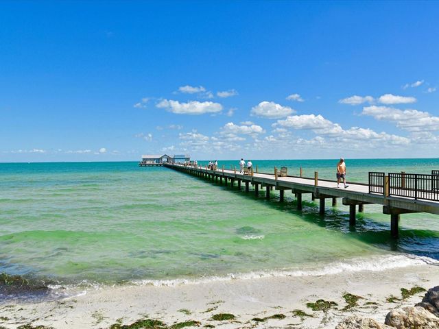 303 55TH STREET, Holmes Beach, FL 34217