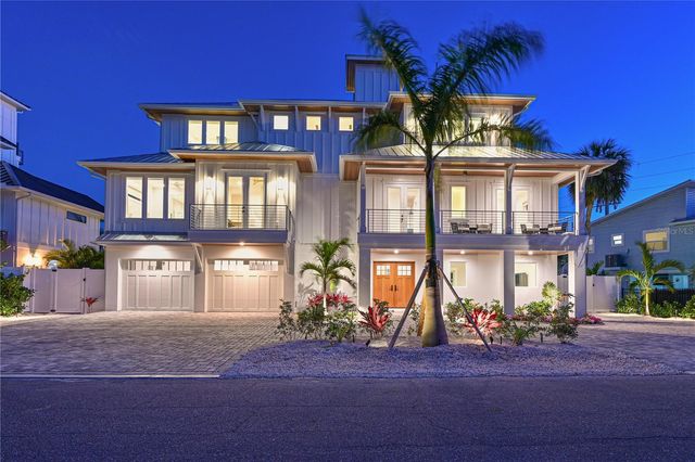 303 55TH STREET, Holmes Beach, FL 34217