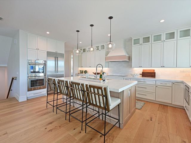 303 55TH STREET, Holmes Beach, FL 34217