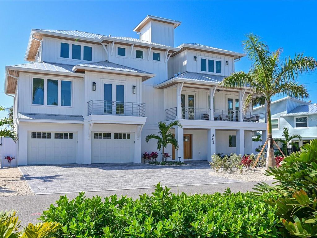 303 55TH STREET, Holmes Beach, FL 34217