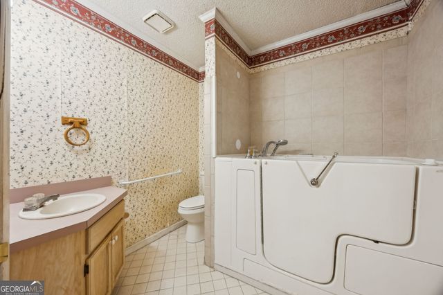 208 E Hall Street, St. Marys, GA 31558