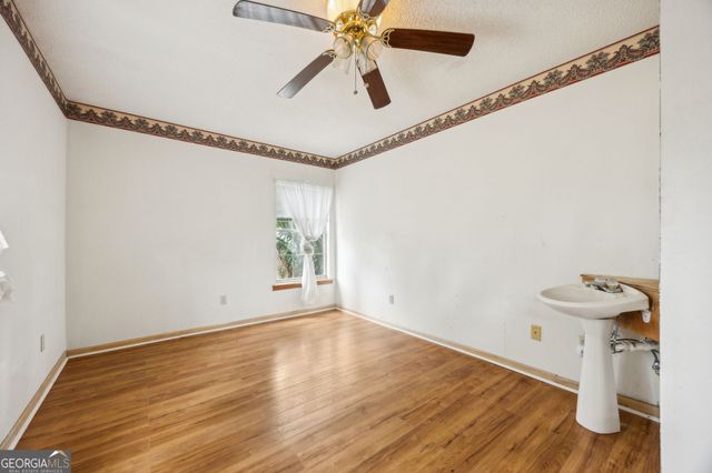 208 E Hall Street, St. Marys, GA 31558