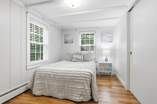 60 Bellflower Rd, Billerica, MA 01821