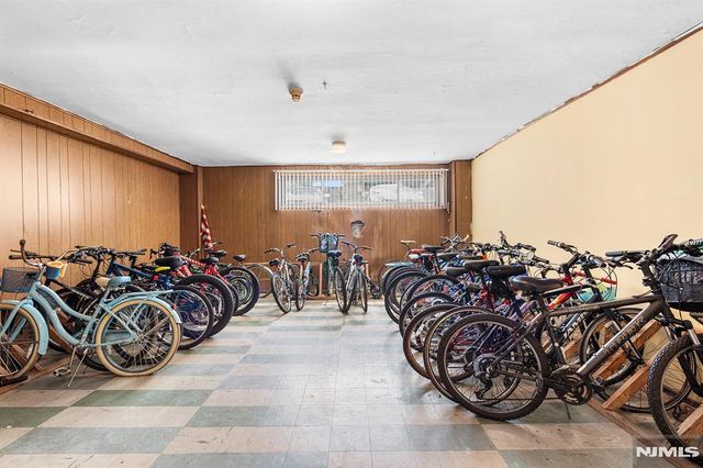25 Grand Avenue 5D, Hackensack, NJ 07601