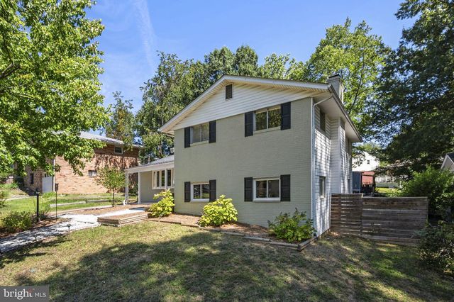4206 BLACKSNAKE DR, Temple Hills, MD 20748