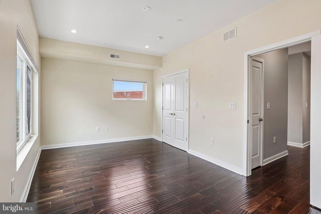 1265 N MASCHER ST, Philadelphia, PA 19122