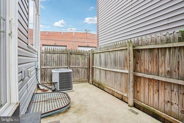1265 N MASCHER ST, Philadelphia, PA 19122
