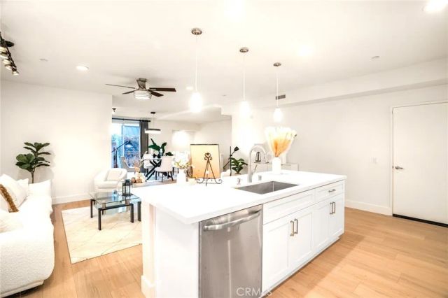 617 Rockefeller, Irvine, CA 92612