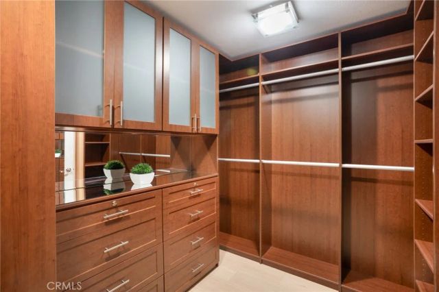 617 Rockefeller, Irvine, CA 92612