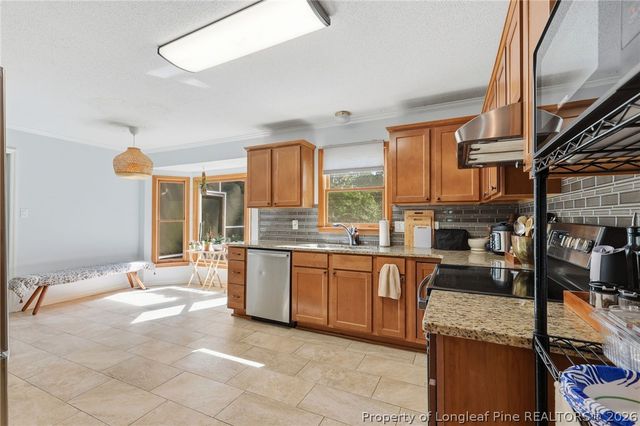 1672 Sykes Pond Road, Fayetteville, NC 28304