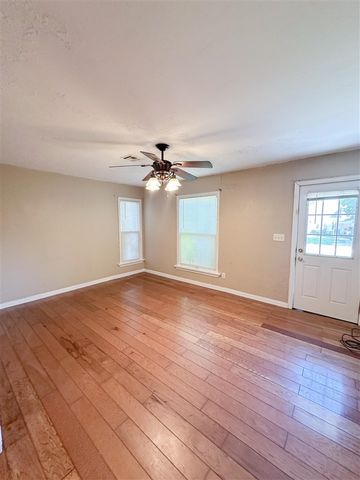 1707 NW Ash, Lawton, OK 73507