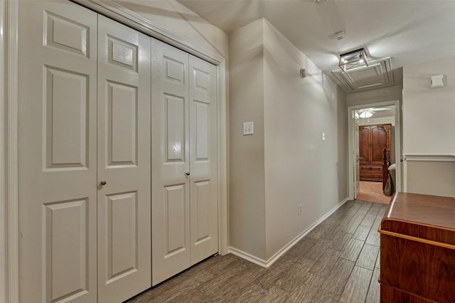 30 Musgrove Place, The Woodlands, TX 77382