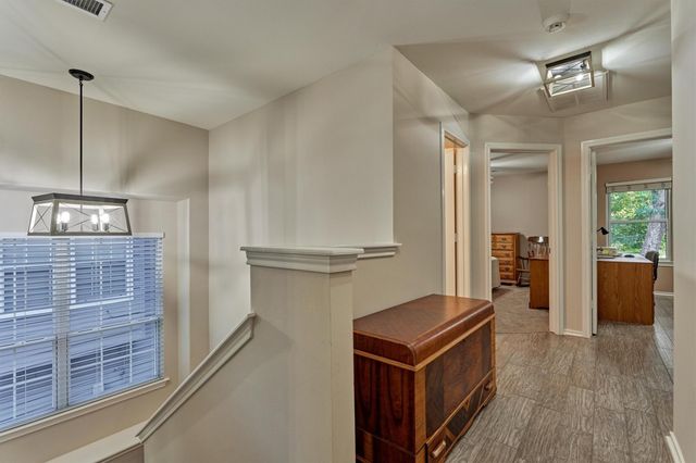 30 Musgrove Place, The Woodlands, TX 77382