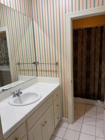 2 Rosaires Way, Little Rock, AR 72223