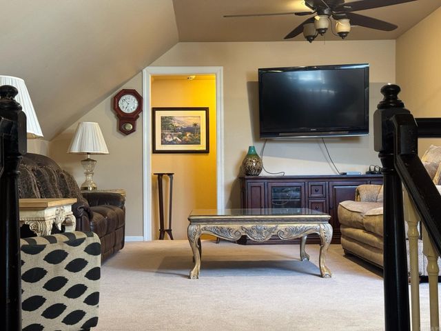 2 Rosaires Way, Little Rock, AR 72223