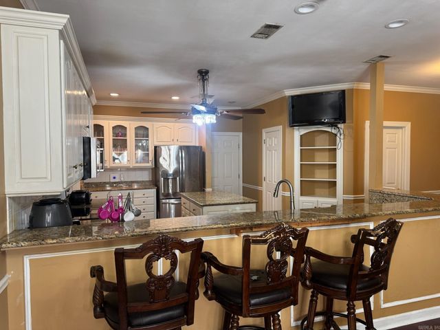 2 Rosaires Way, Little Rock, AR 72223