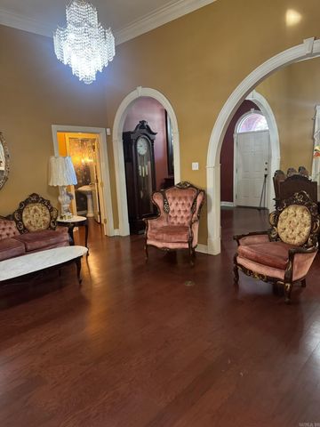 2 Rosaires Way, Little Rock, AR 72223