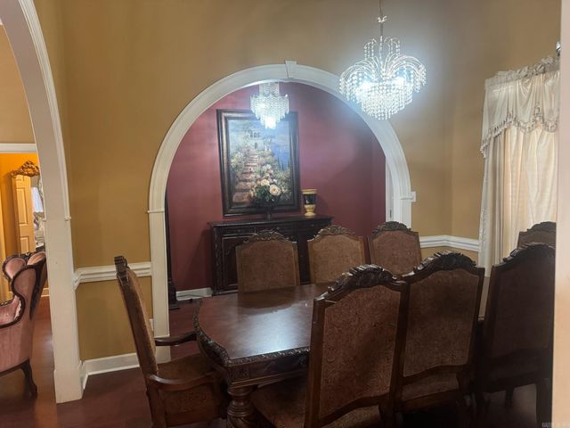 2 Rosaires Way, Little Rock, AR 72223