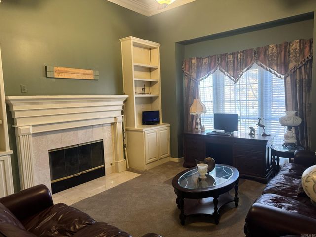 2 Rosaires Way, Little Rock, AR 72223