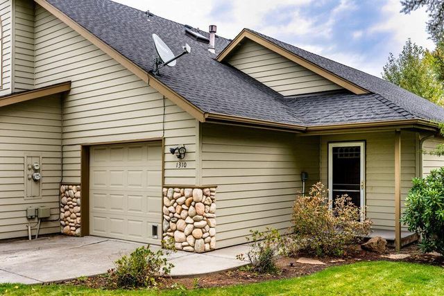 1310 NE Tucson Way, Bend, OR 97701