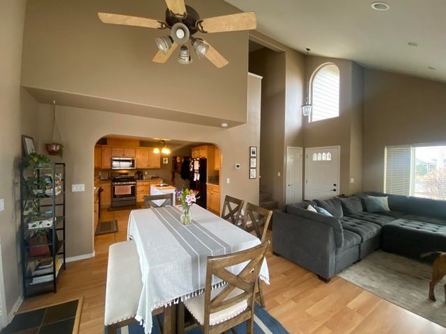 1310 NE Tucson Way, Bend, OR 97701