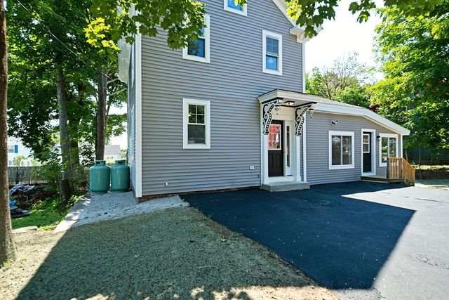 8 Courtland Street, Farmington, NH 03835