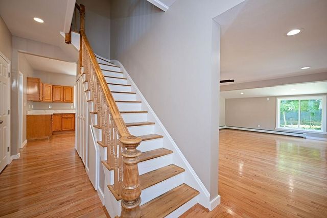 8 Courtland Street, Farmington, NH 03835