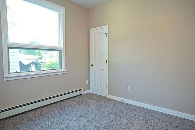 8 Courtland Street, Farmington, NH 03835