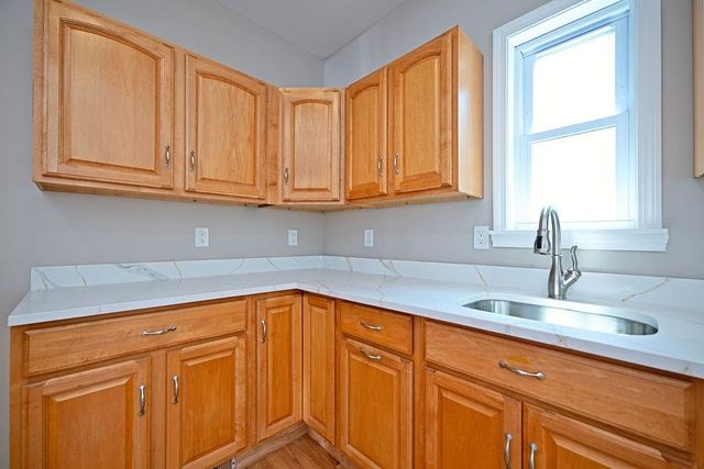8 Courtland Street, Farmington, NH 03835